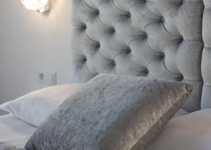 Elegant With Balcony & Parking By Renters * ワルシャワ