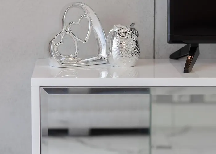 アパート Elegant With Balcony & Parking By Renters *